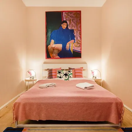 Chic 3br Gem In The Heart Of Budapest- Walk To Krudy St 아파트 *