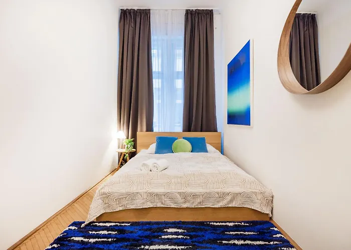شقة Chic 3br Gem In The Heart Of Budapest- Walk To Krudy St *
