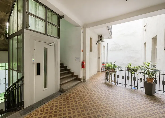 Chic 3br Gem In The Heart Of Budapest- Walk To Krudy St 부다페스트