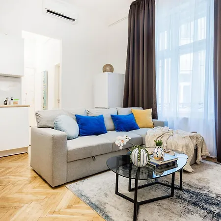 Apartamento Chic 3br Gem In The Heart Of Budapest- Walk To Krudy St