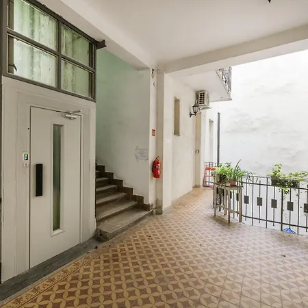 Chic 3br Gem In The Heart Of Budapest- Walk To Krudy St Budapeste